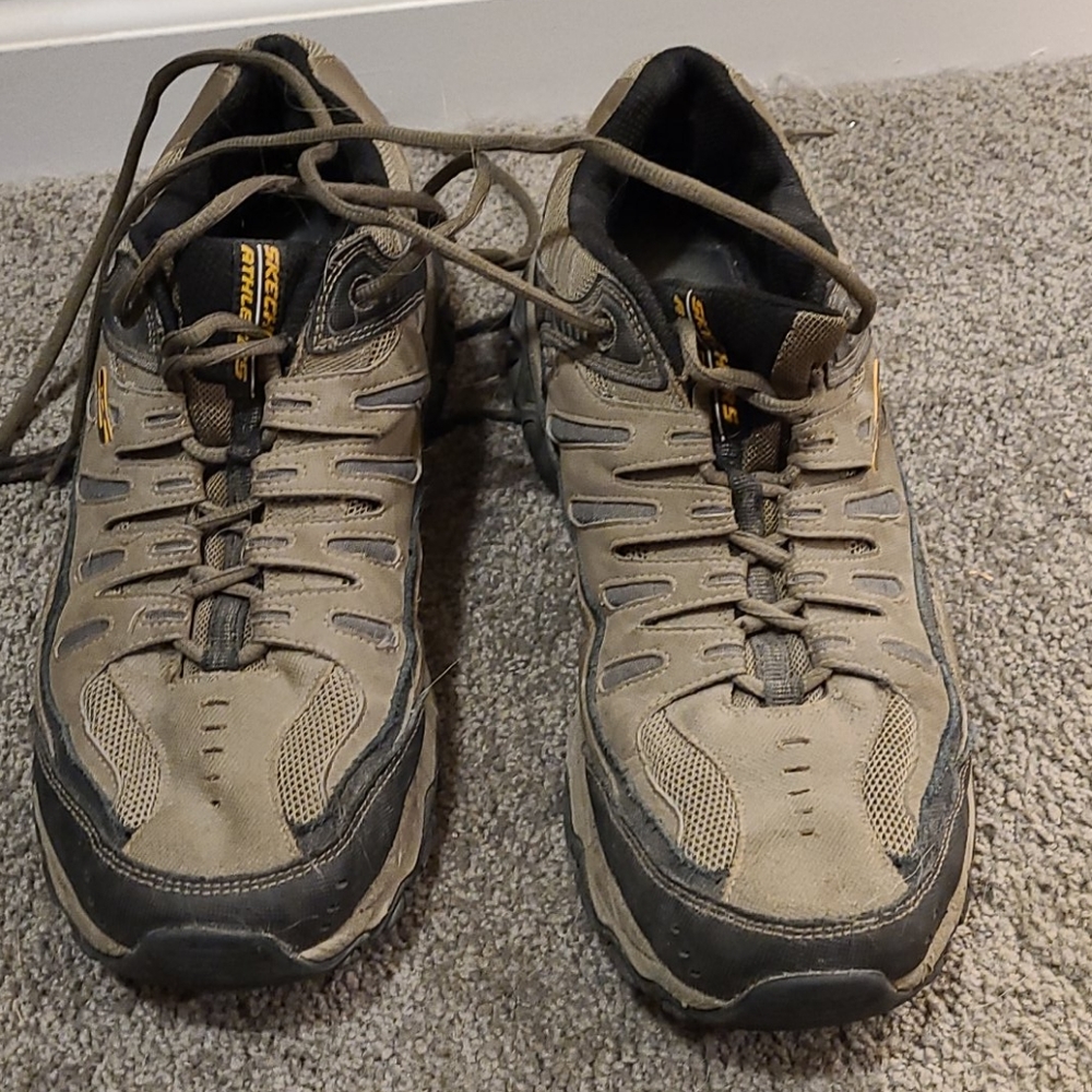 Mens sneakers